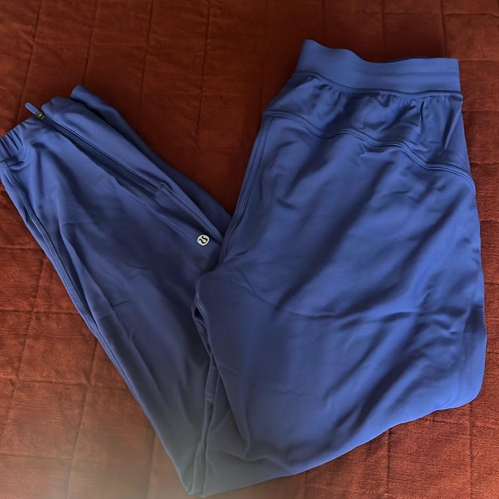 Lululemon joggers